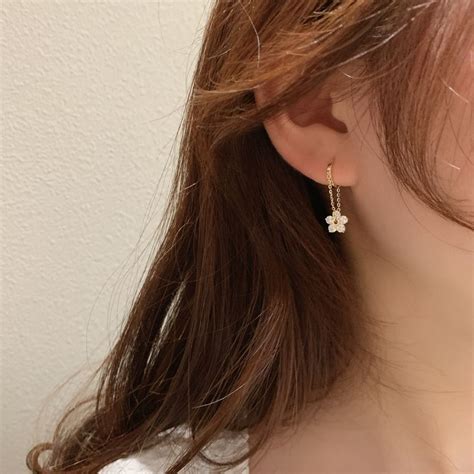 yesstyle gold earrings.